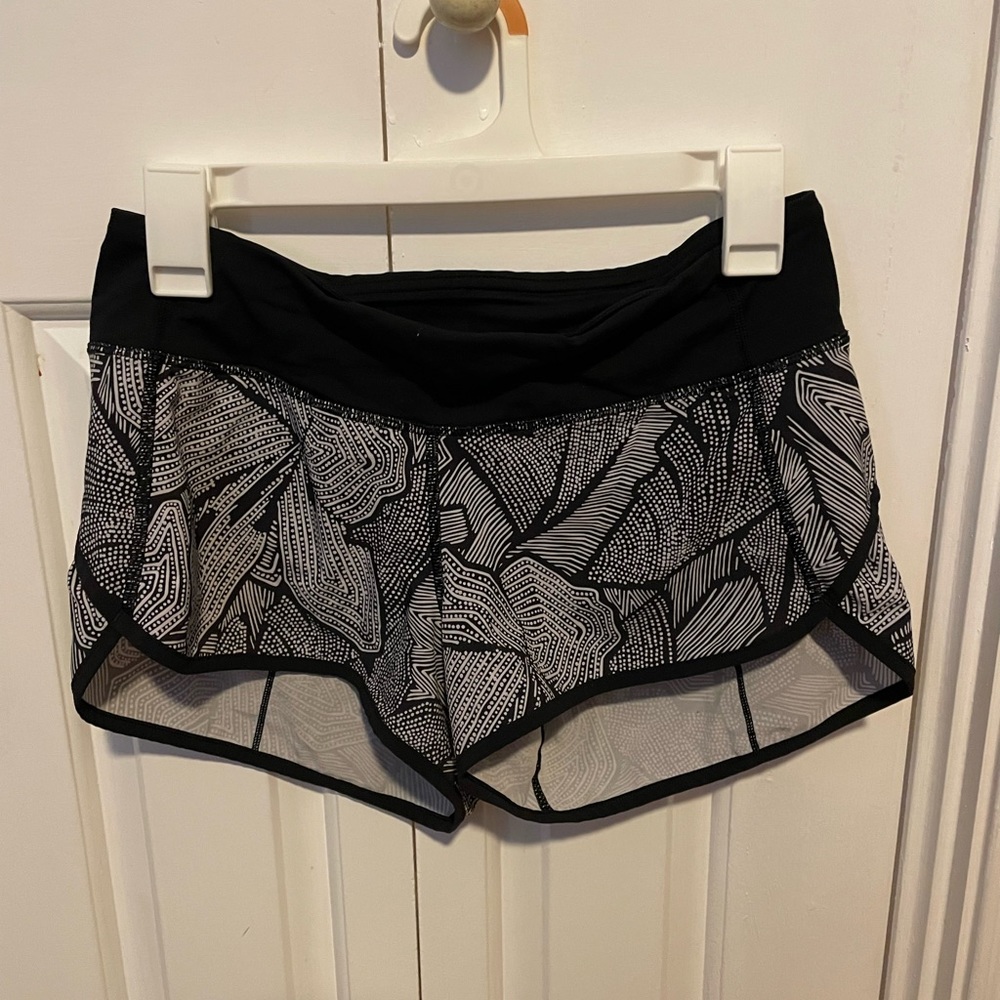 Lululemon Speed Up Low-Rise Lined Short 2.5 in